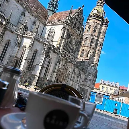 Vandrerhjem Old Town Single El Moly *